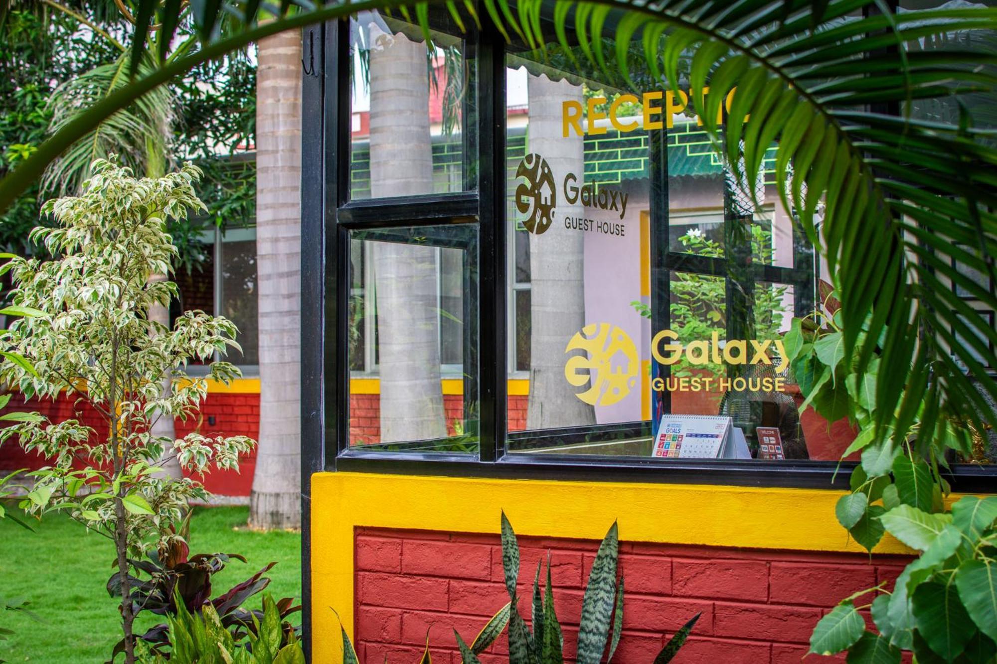 Galaxy Guest House Siddharthanagar Екстер'єр фото