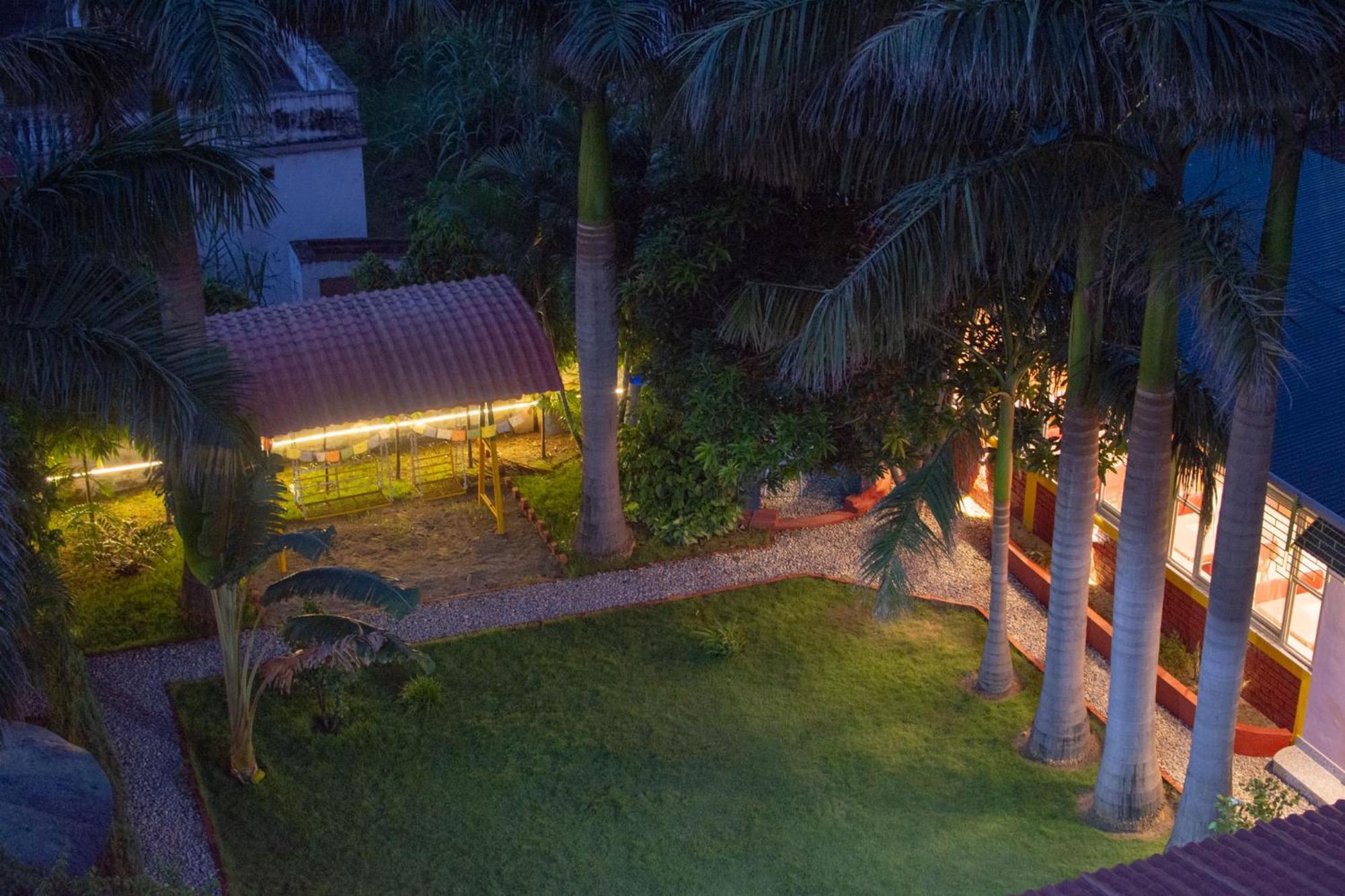 Galaxy Guest House Siddharthanagar Екстер'єр фото