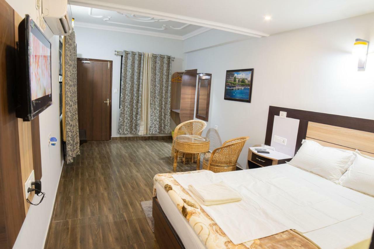Galaxy Guest House Siddharthanagar Екстер'єр фото