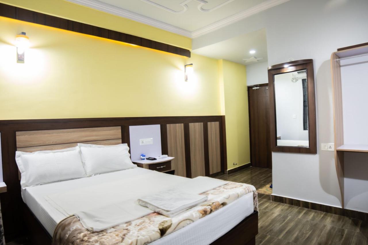 Galaxy Guest House Siddharthanagar Екстер'єр фото
